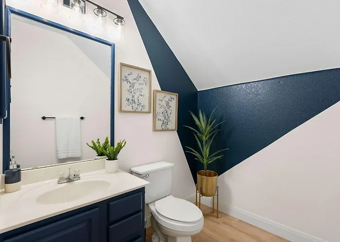 Sleeps 40 Two Two Pools 2x The Fun Round Rock