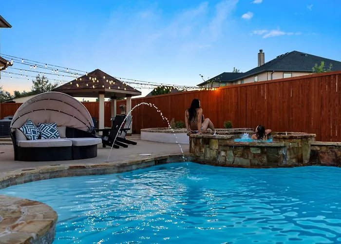 Sleeps 40 Two Two Pools 2x The Fun