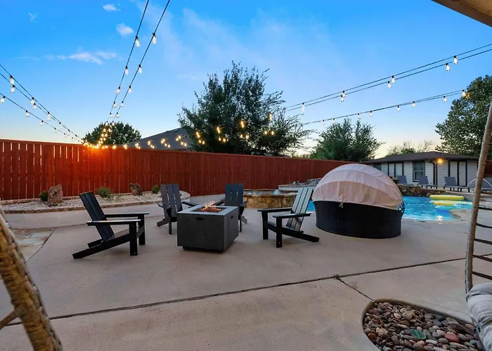 Sleeps 40 Two Two Pools 2x The Fun