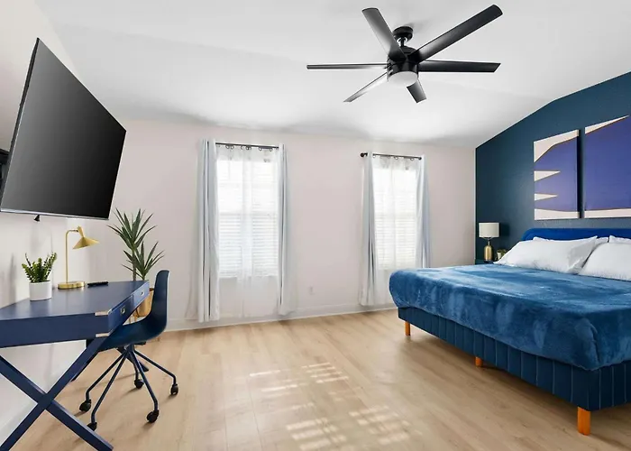 Sleeps 40 Two Two Pools 2x The Fun Round Rock